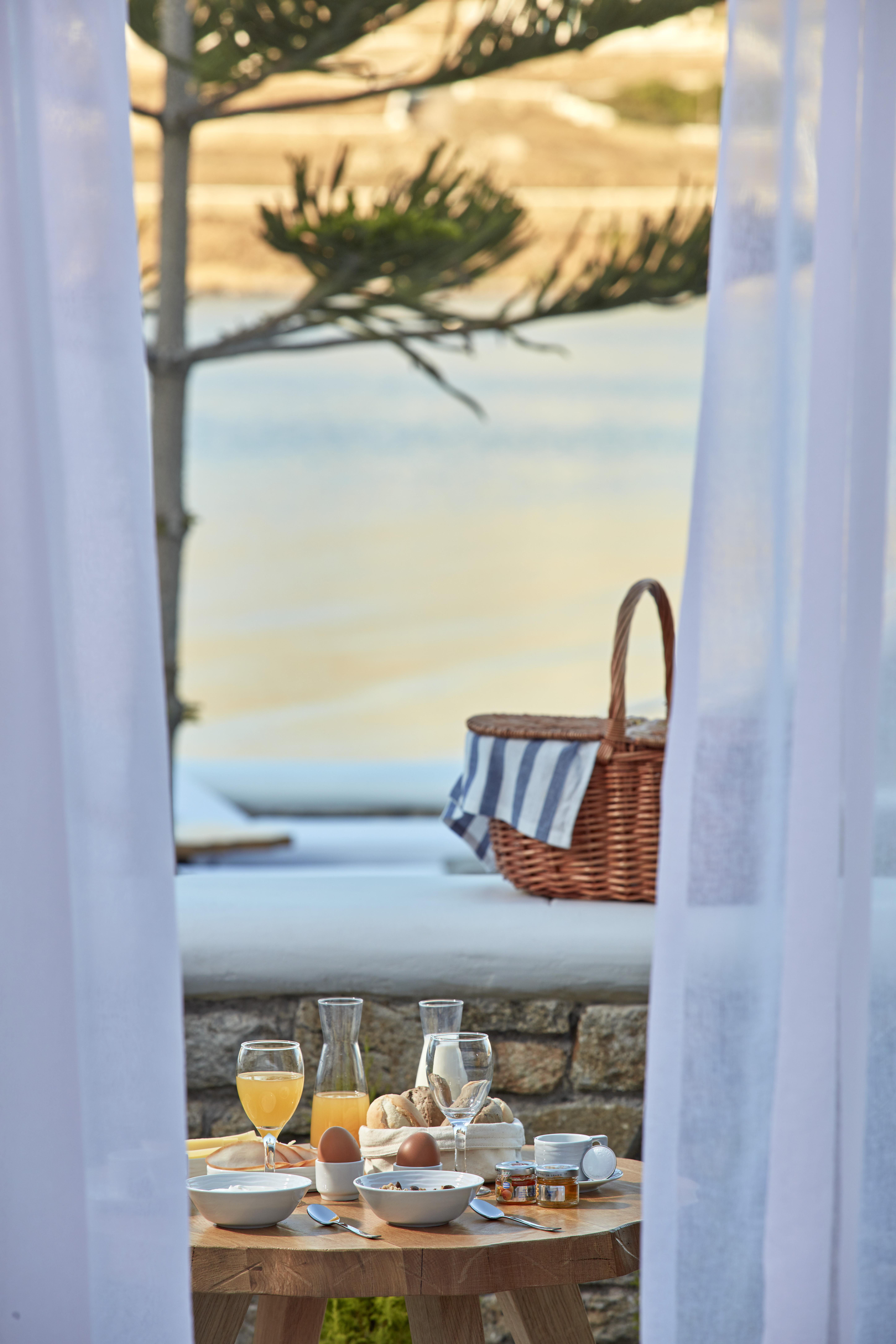 Mykonos Waves House & Aparthotel 4*