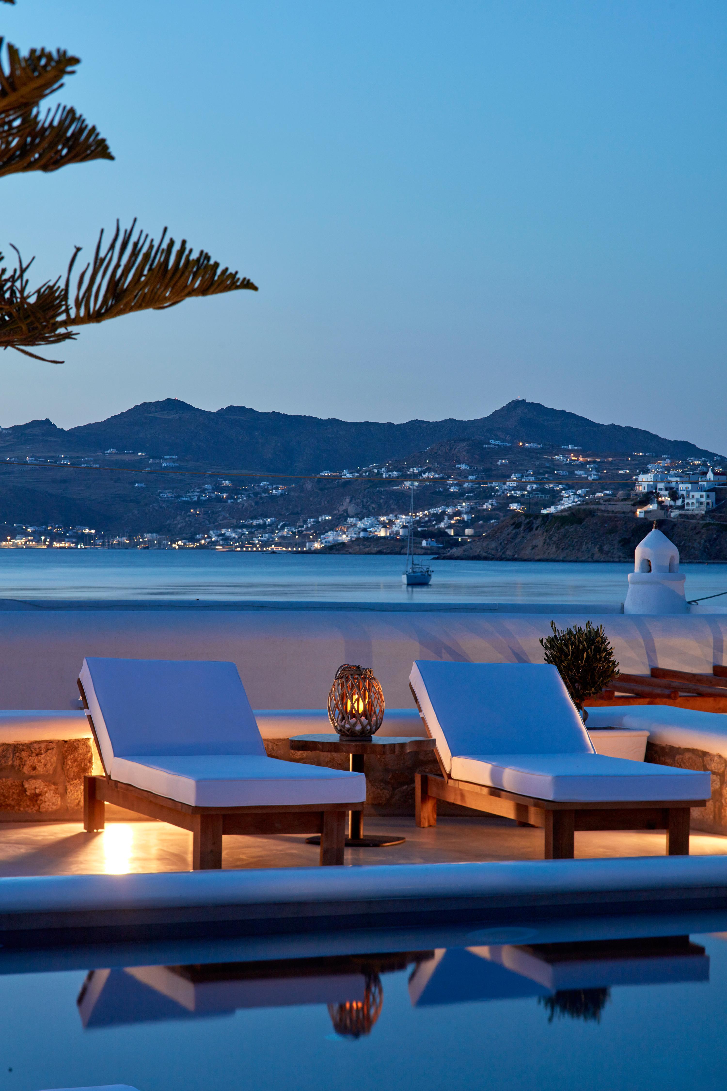 Mykonos Waves House & Aparthotel